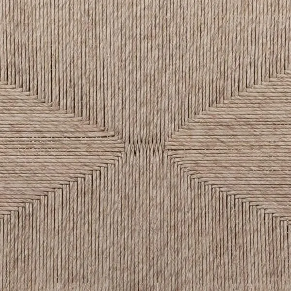 Aila Bench