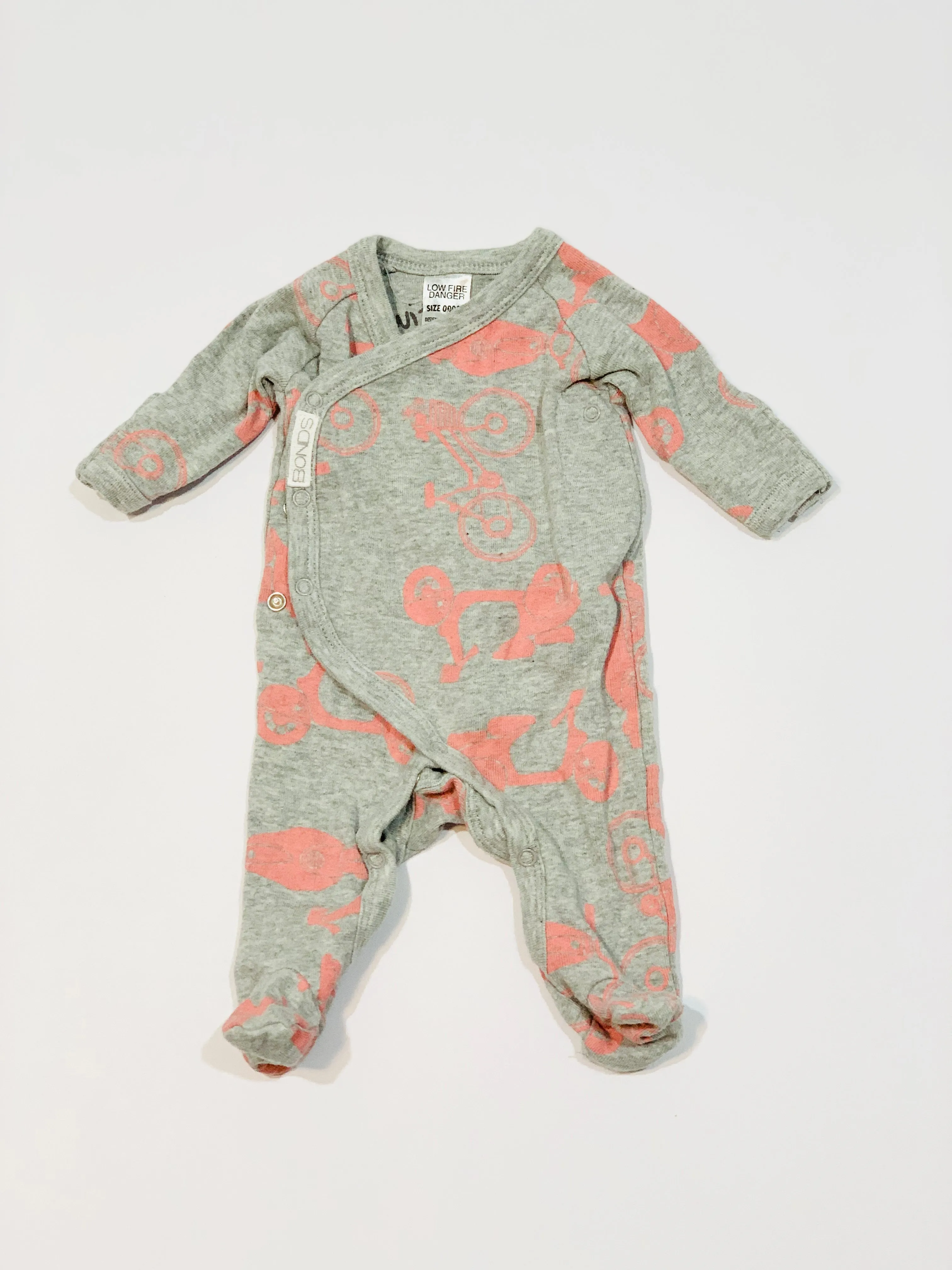 Pink bikes onesie - Size 00000